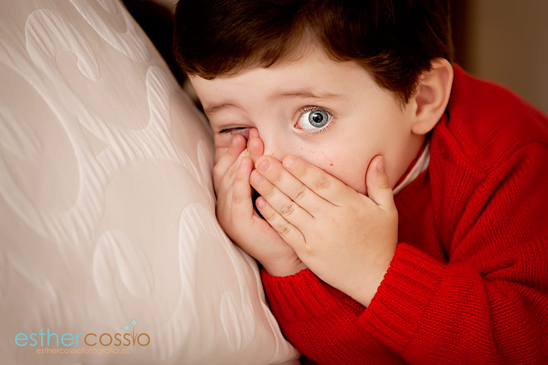 Niño-tapandose-ojo